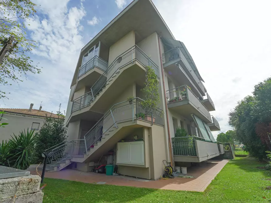 Immagine 31 di Quadrilocale in vendita  in Via Andrea Costa 133 a Santarcangelo Di Romagna