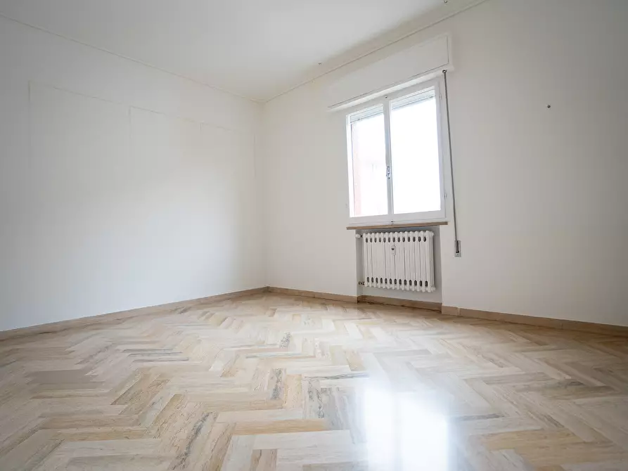 Immagine 21 di Trilocale in vendita  in Via Vega 51 a Rimini