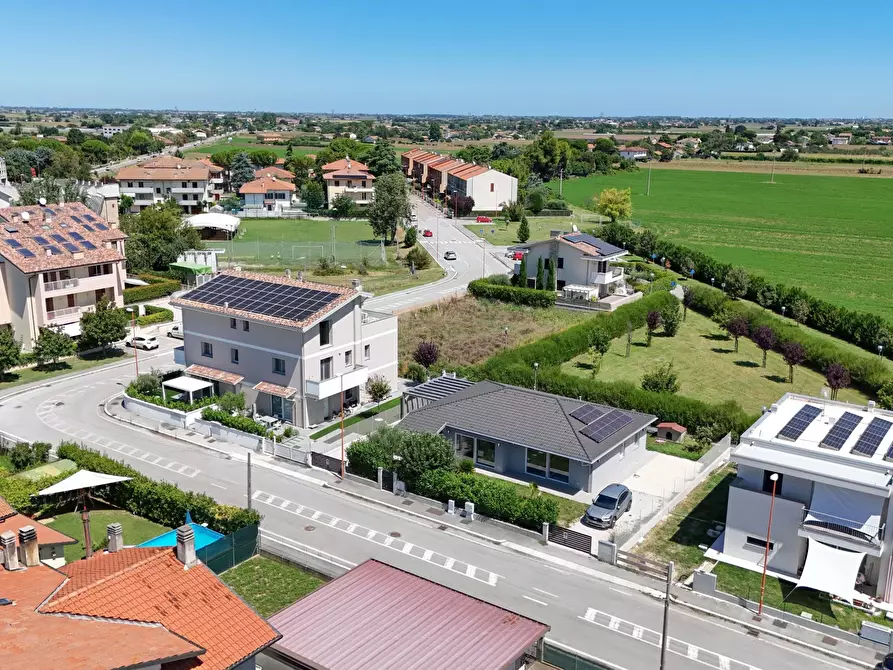 Immagine 31 di Villa in vendita  in Via Primo Targhini 4101 a Cesena