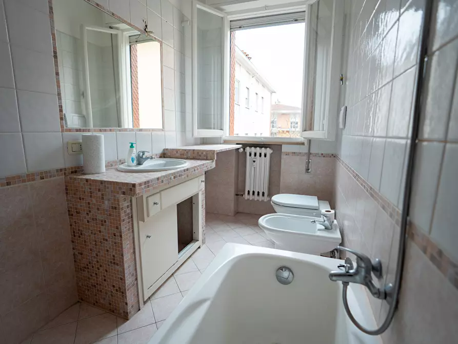 Immagine 31 di Trilocale in vendita  in Via Vega 51 a Rimini