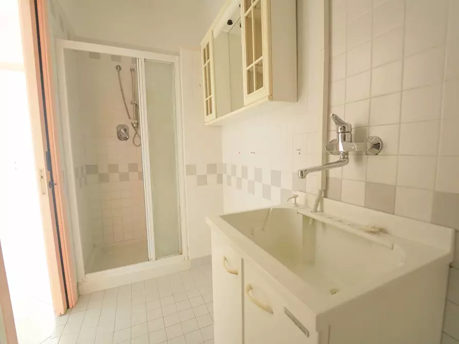 Immagine 23 di Quadrilocale in vendita  in Via Andrea Costa 133 a Santarcangelo Di Romagna