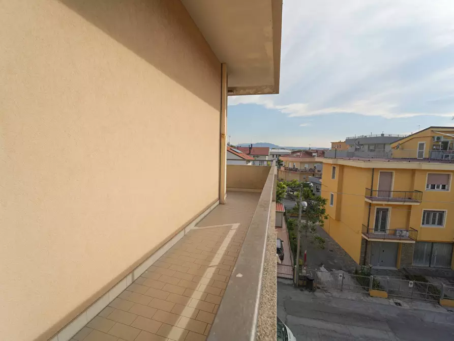 Immagine 16 di Quadrilocale in vendita  in Via Giovanni Ruffini 9 a Rimini
