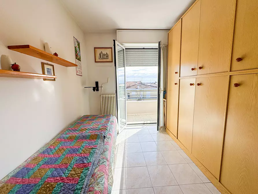 Immagine 17 di Trilocale in vendita  in VIA MARVELLI 7 a Rimini