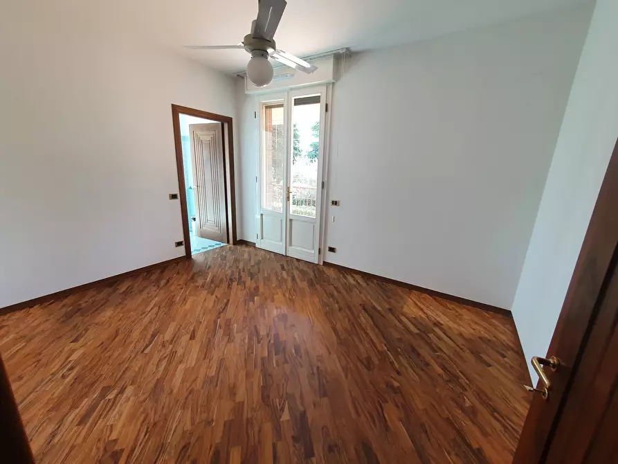 Immagine 29 di Villa in vendita  in dalla chiesa a Santarcangelo Di Romagna