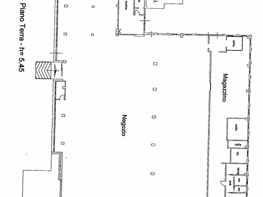 Immagine 2 di Locale commerciale in vendita  a Rimini