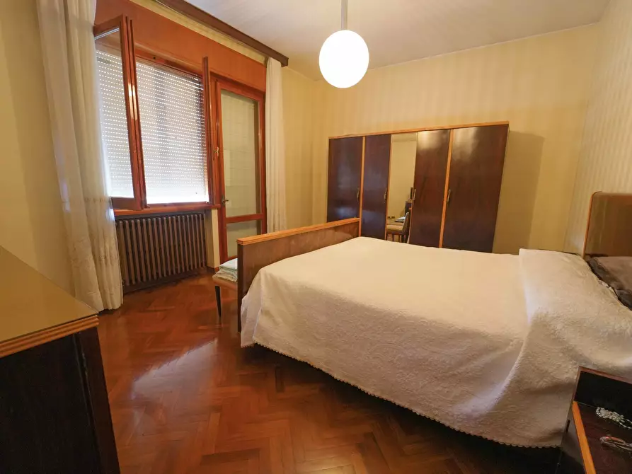 Immagine 6 di Quadrilocale in vendita  in via ugo braschi a Santarcangelo Di Romagna