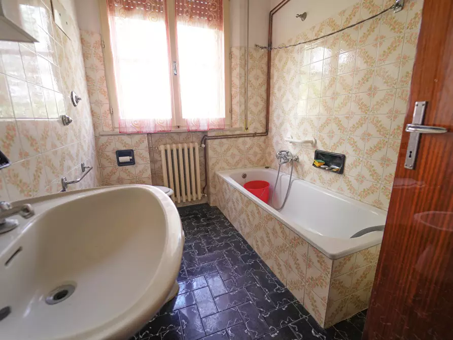 Immagine 13 di Casa bifamiliare in vendita  in Via Montefeltro 130 a Novafeltria