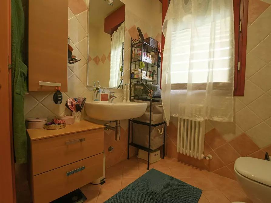 Immagine 9 di Trilocale in vendita  in Via Baracchi 10 a Rimini