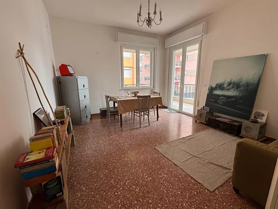 Immagine 3 di Trilocale in vendita  in Viale Carlo Goldoni 1 a Rimini