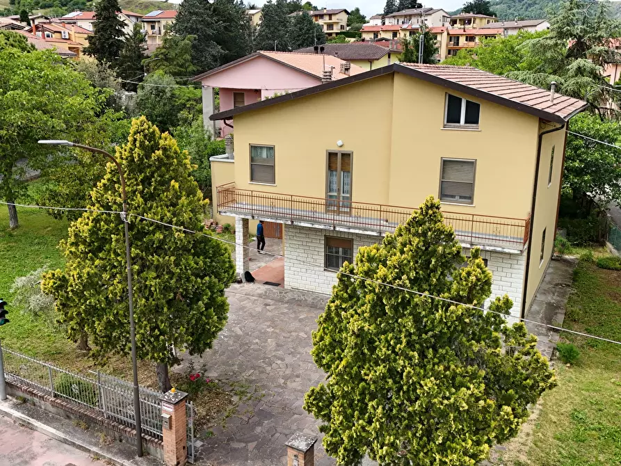 Immagine 2 di Casa bifamiliare in vendita  in Via Montefeltro 130 a Novafeltria