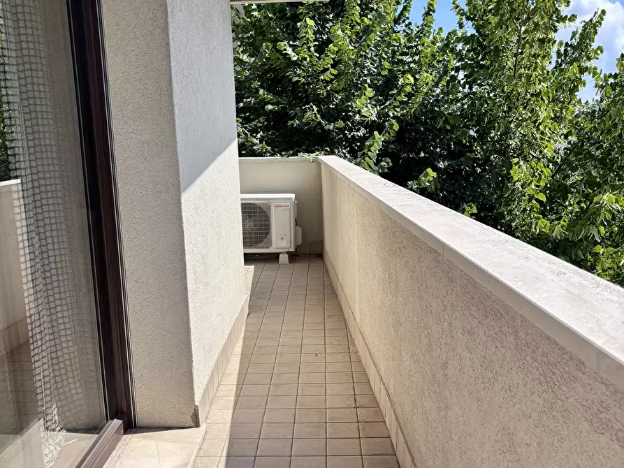 Immagine 11 di Monolocale in vendita  in Via Castore 72 a Rimini