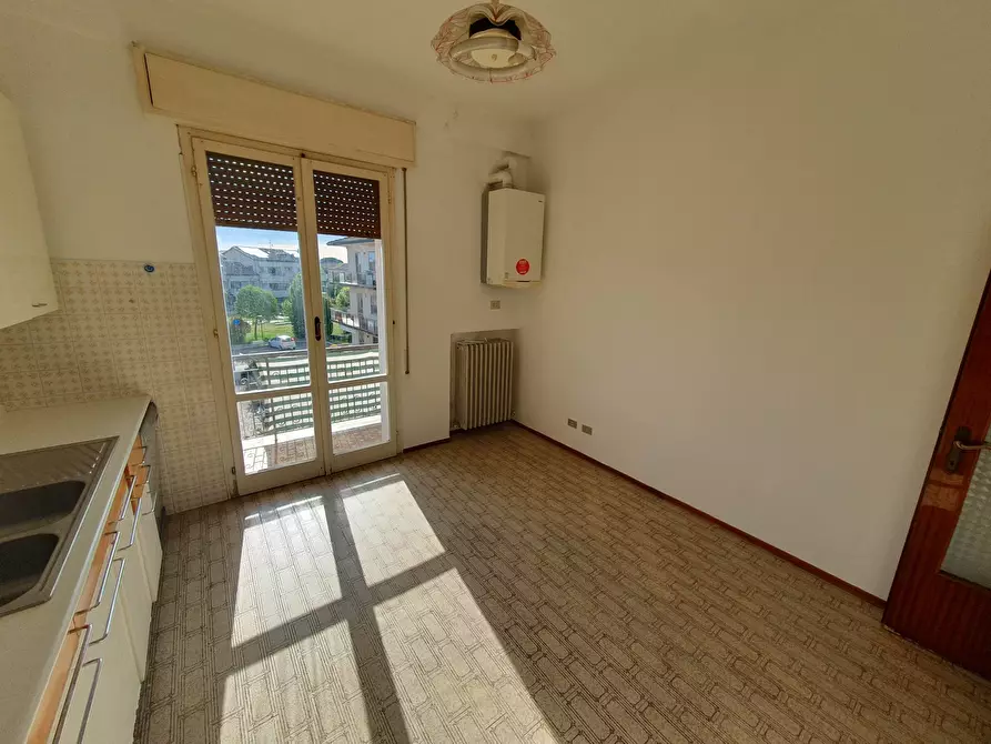 Immagine 7 di Quadrilocale in vendita  in Via Papa Giovanni XXIII 15 a San Mauro Pascoli