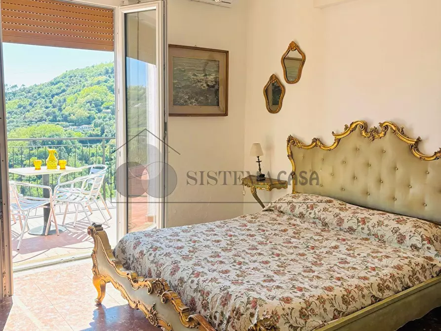 Immagine 4 di Villa in vendita  in Via Fratelli Aristide e Alduino Castellini 8 a Vezzano Ligure
