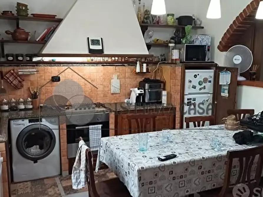 Immagine 7 di Porzione di casa in vendita  in via Figliola snc a Ortonovo