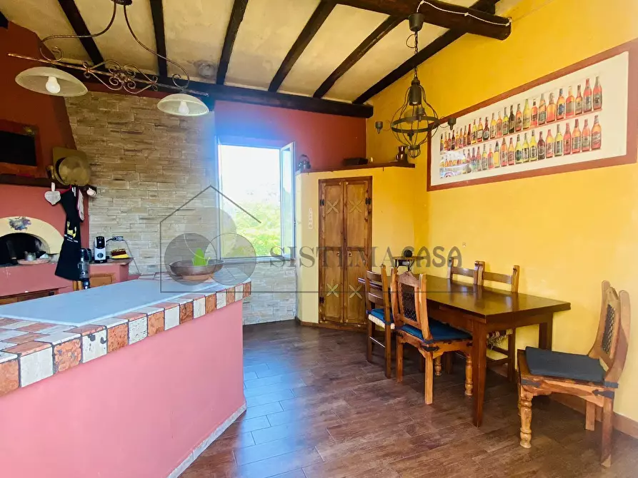 Immagine 6 di Porzione di casa in vendita  in Via Stazione 25 a Follo