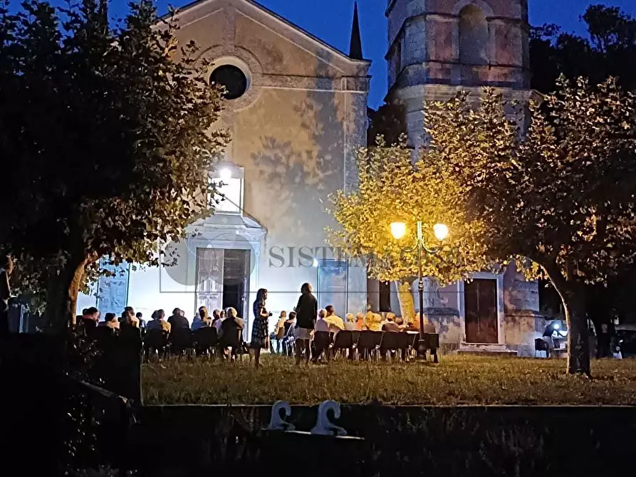 Immagine 22 di Quadrilocale in vendita  in Via Venezia 54 a Santo Stefano Di Magra
