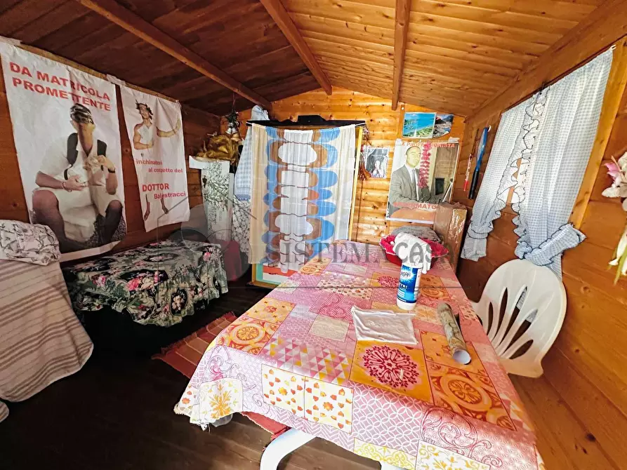 Immagine 50 di Villa in vendita  in Via 1º Maggio 12 a Follo