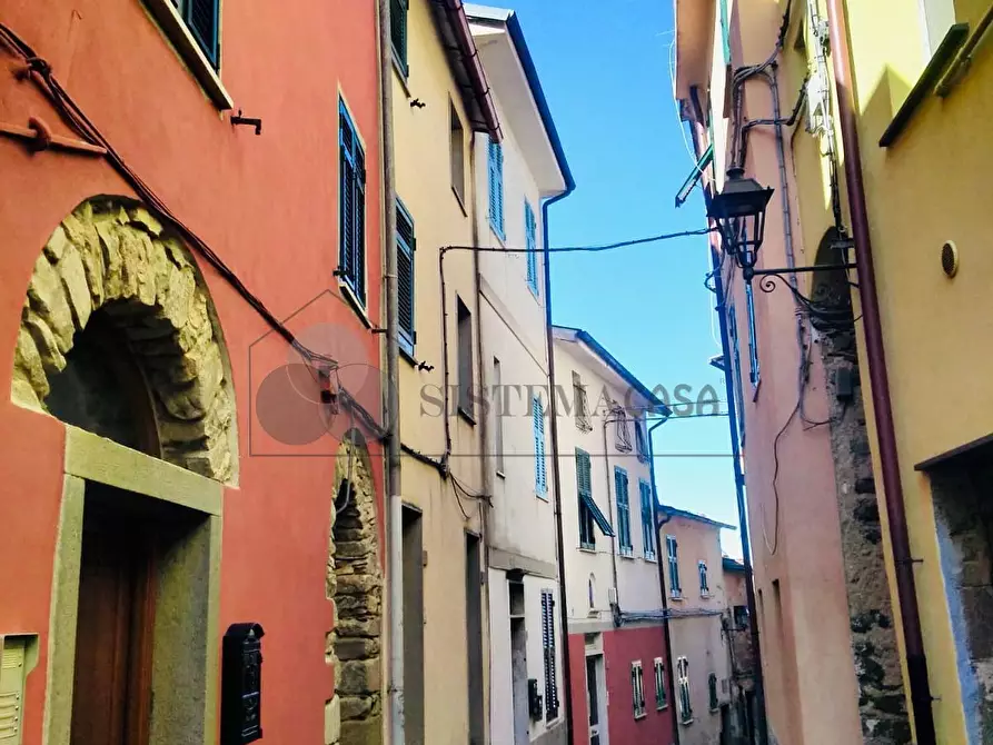 Immagine 21 di Terratetto in vendita  in Via Pontile 1 a Borghetto Di Vara