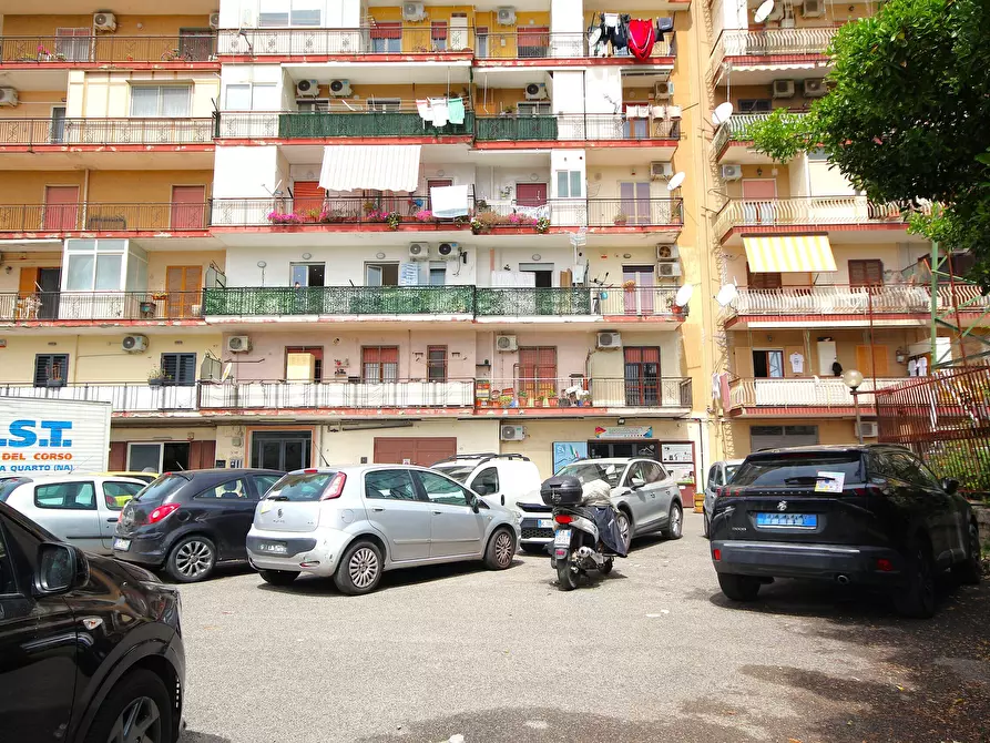 Immagine 1 di Trilocale in vendita  in Via Zenone di Elea 49 a Napoli