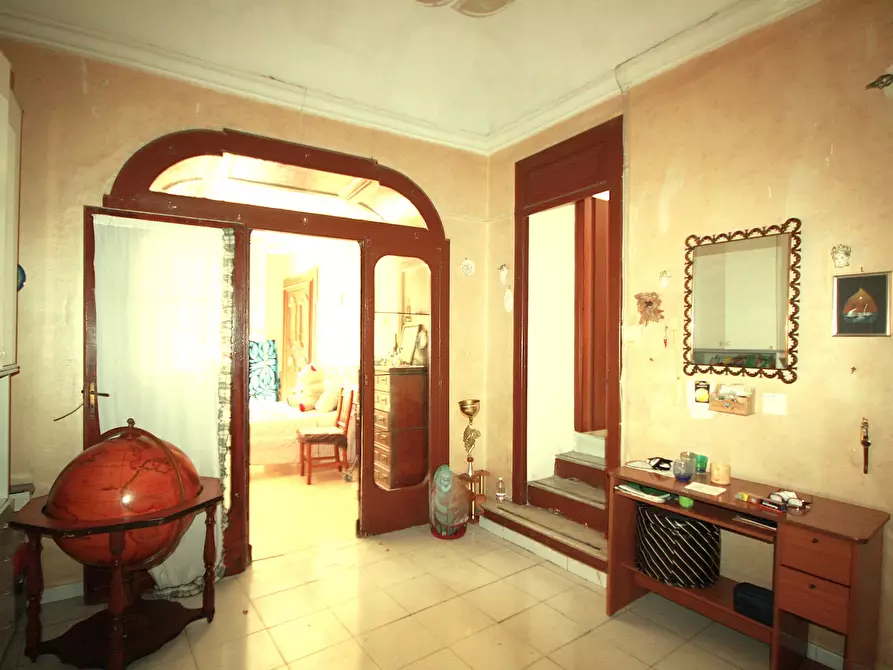 Immagine 21 di Trilocale in vendita  in Via Guglielmo Marconi 49 a Portici