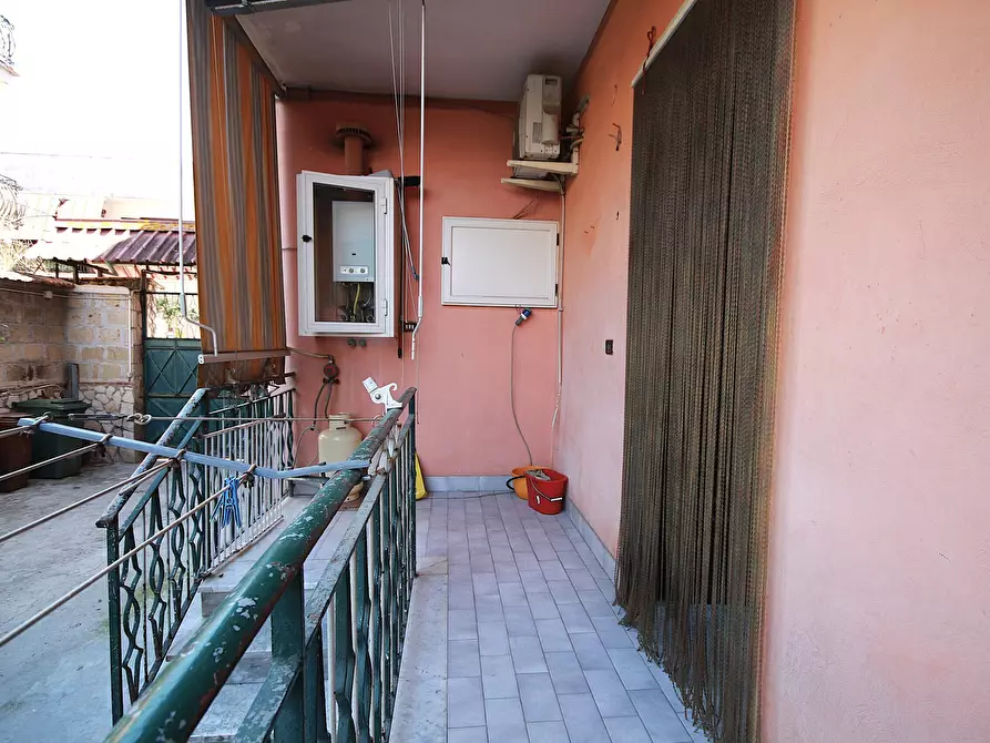 Immagine 4 di Trilocale in vendita  in Via Gaetano Donizetti 5 a Succivo