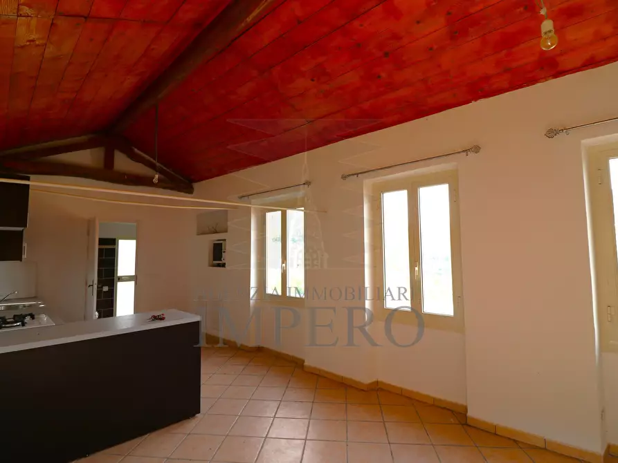 Immagine 2 di Porzione di casa in vendita  in Via L. Alborno 101B a Ventimiglia