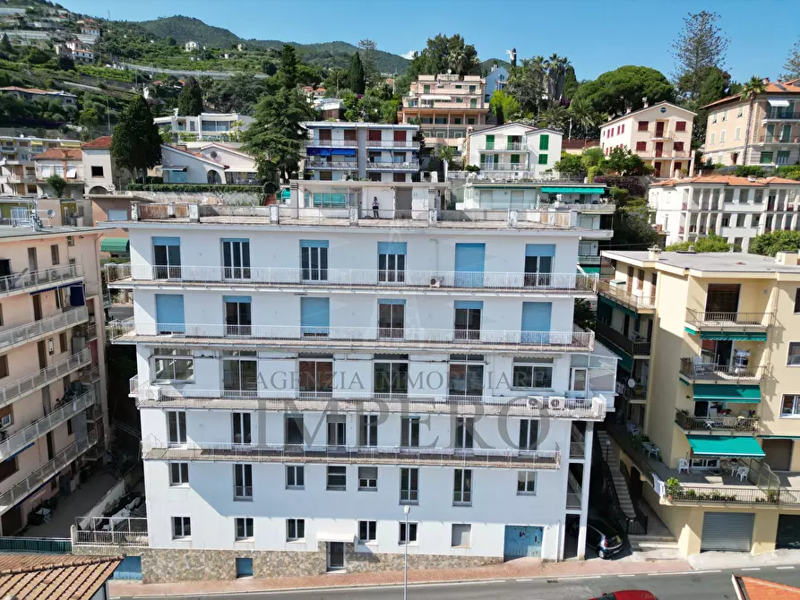 Immagine 1 di Albergo/B&B/Residence in vendita  in via regina margherita 97 a San Remo
