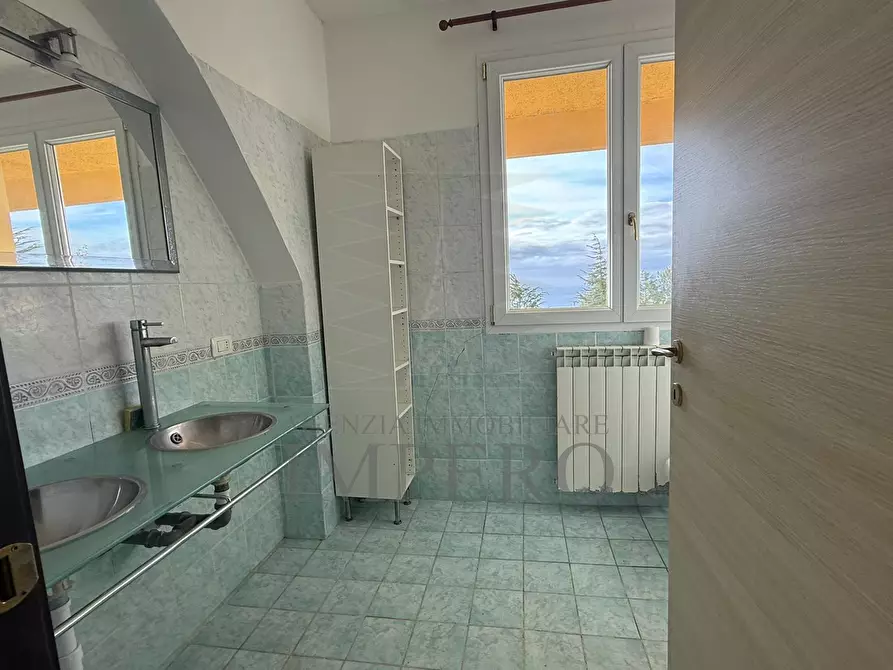 Immagine 21 di Bilocale in vendita  in Via Alpe Summa 5 a Ventimiglia