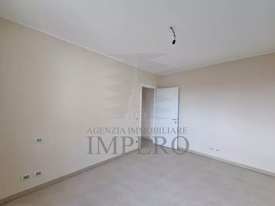 Immagine 3 di Bilocale in vendita  in passeggiata trento trieste 39 a Ventimiglia