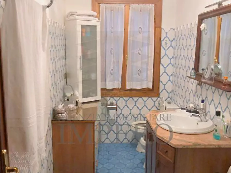 Immagine 19 di Casa bifamiliare in vendita  in Via Gallardi 122 a Ventimiglia