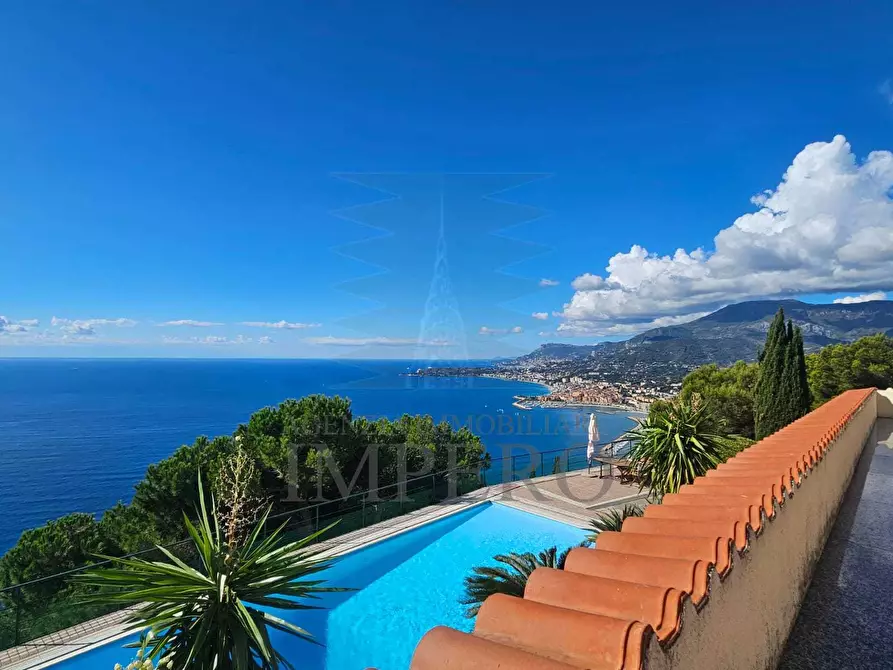 Immagine 40 di Villa in vendita  in Via Woronof a Ventimiglia