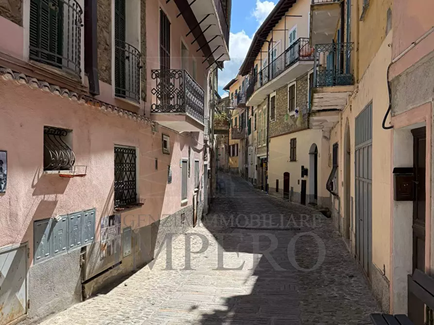 Immagine 24 di Trilocale in vendita  in Via Matteotti 5 a Perinaldo