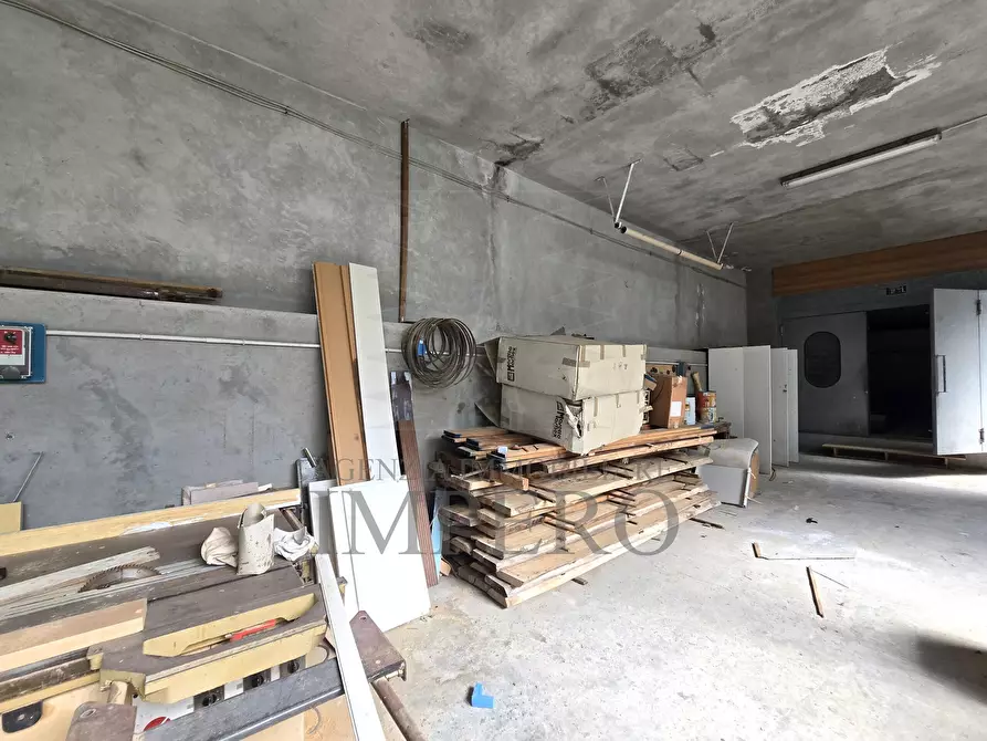 Immagine 40 di Attività commerciale in vendita  in Regione cancelli 5 a Pigna