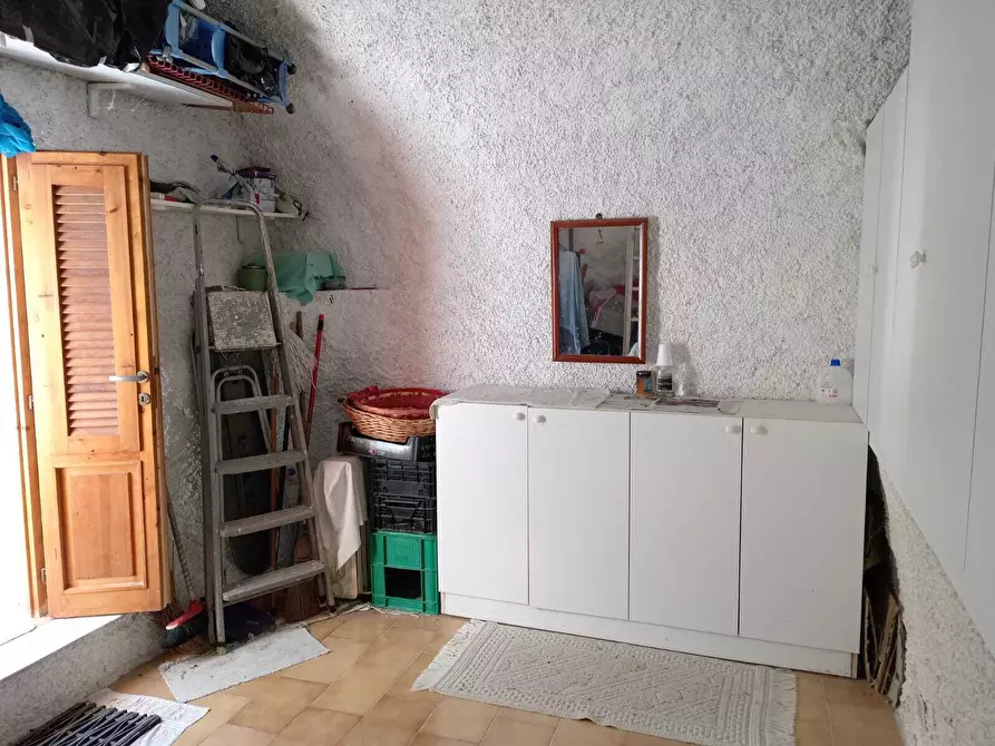 Immagine 5 di Monolocale in vendita  in Via G. Ughetto 3 a Ventimiglia