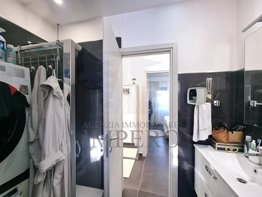 Immagine 18 di Trilocale in vendita  in via della resistenza 17 a Ventimiglia