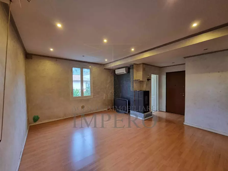 Immagine 24 di Trilocale in vendita  in Via de Amicis 16 a Ventimiglia