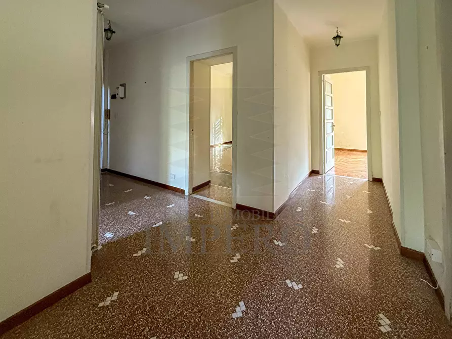 Immagine 16 di Quadrilocale in vendita  in Via 1º Maggio 60 a Bordighera