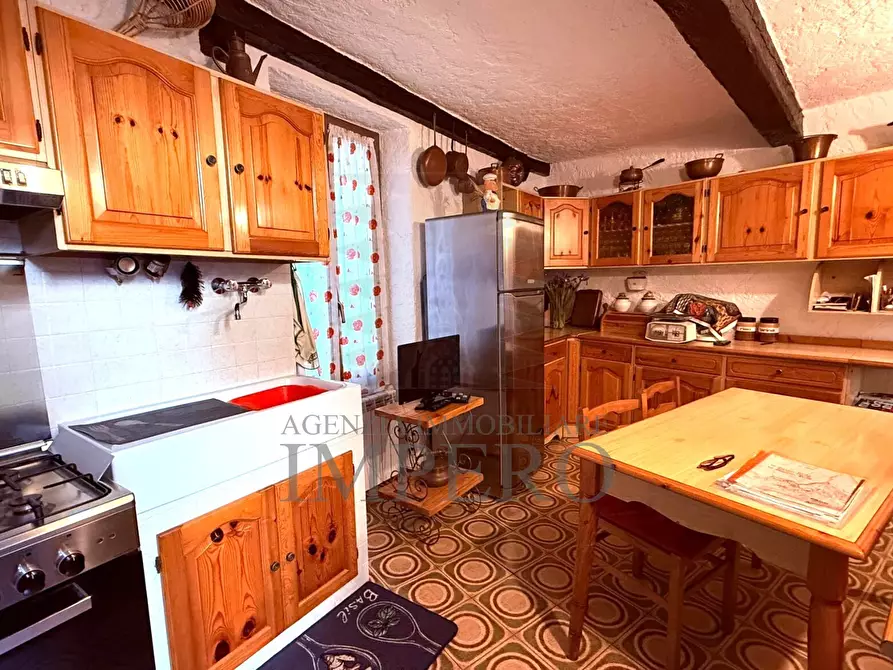 Immagine 28 di Porzione di casa in vendita  in Vicolo Carrugetto 16 a Pigna