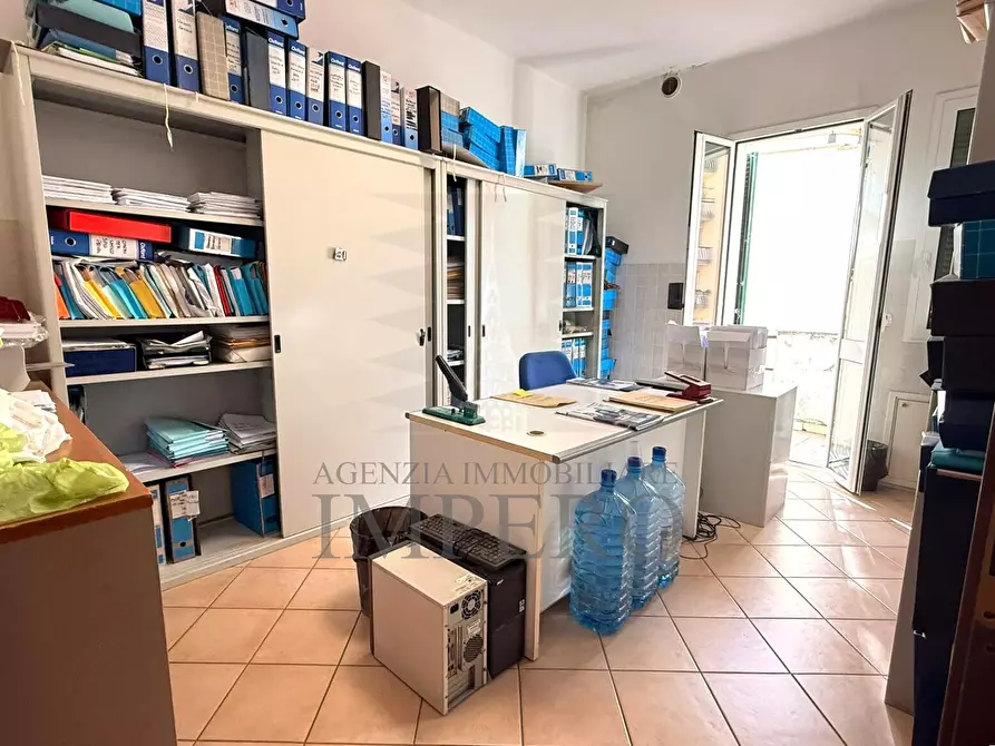 Immagine 10 di Quadrilocale in vendita  in Via Vittorio Veneto 30 a Ventimiglia