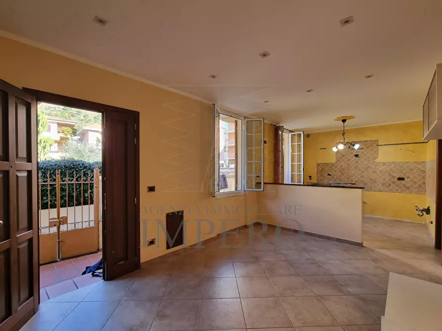 Immagine 5 di Porzione di casa in vendita  in Via Asse 76 a Ventimiglia