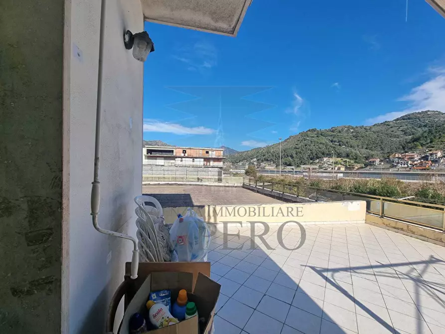 Immagine 13 di Bilocale in vendita  in Via Gallardi 175 a Ventimiglia