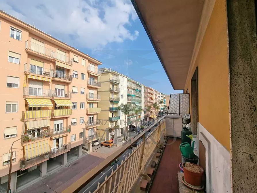 Immagine 1 di Trilocale in vendita  in Via Colonnello Aprosio 82 a Vallecrosia