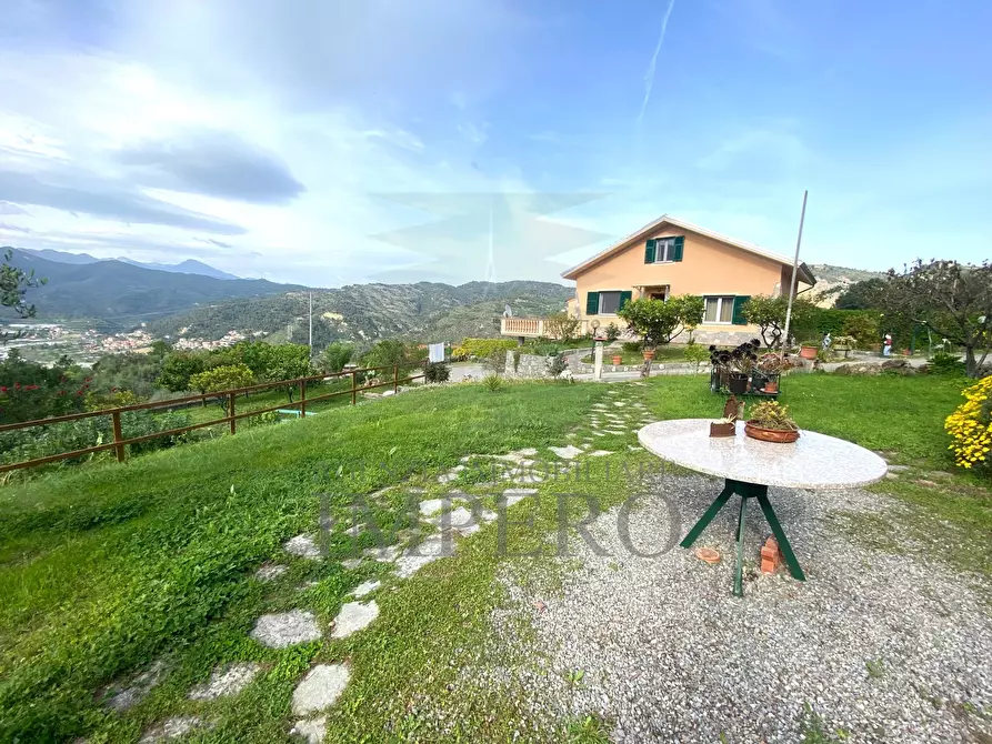 Immagine 3 di Porzione di casa in vendita  in Via Ciappin a Ventimiglia