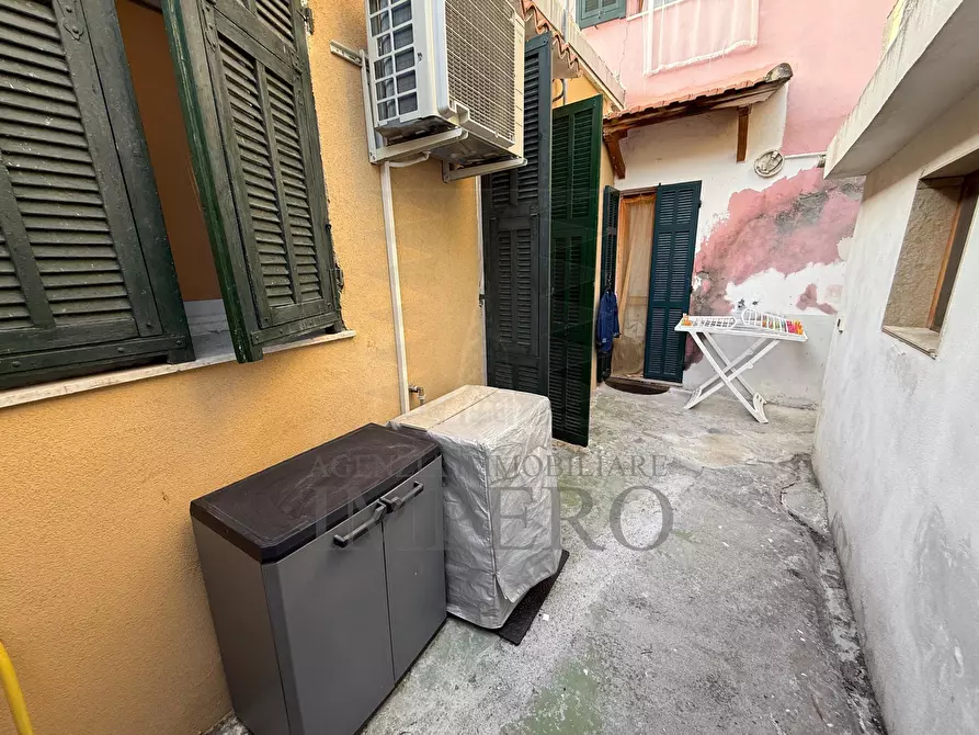 Immagine 13 di Bilocale in vendita  in Via Gianchette 10 a Ventimiglia
