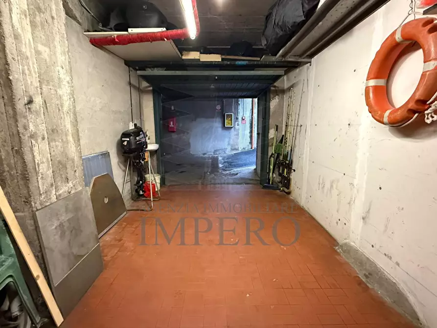 Immagine 1 di Garage in vendita  in Passeggiata Trento e Trieste 1 a Ventimiglia