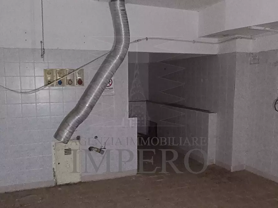 Immagine 7 di Locale commerciale in vendita  in Via Filippo Turati 20 a Ventimiglia