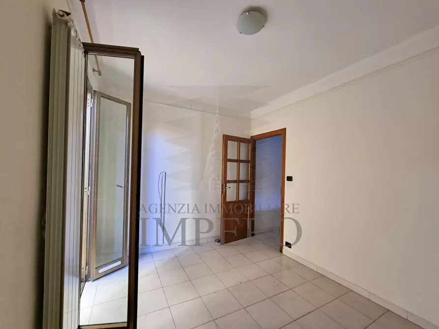 Immagine 6 di Trilocale in vendita  in Via Aprosio 3 a Ventimiglia