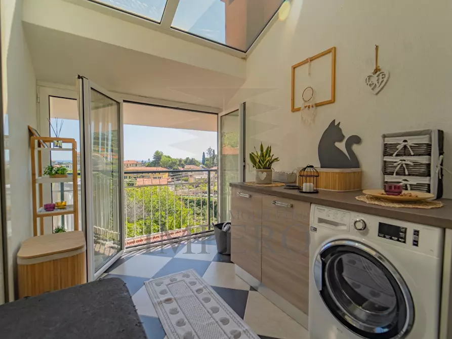 Immagine 4 di Pentalocale in vendita  in Piazza San Bartolomeo 3 a Ventimiglia