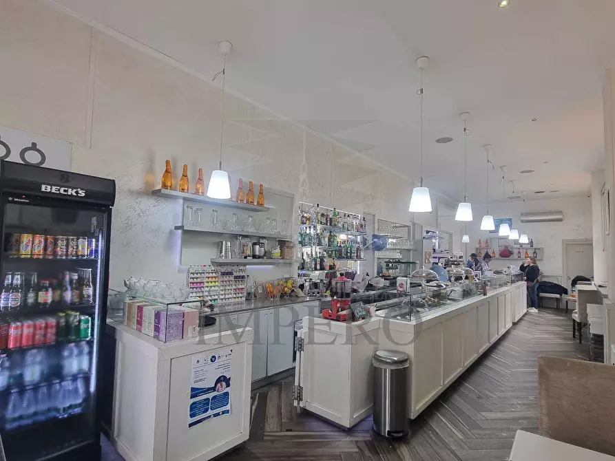 Immagine 3 di Bar / Ristorante in vendita  in Corso Italia 138 a Bordighera