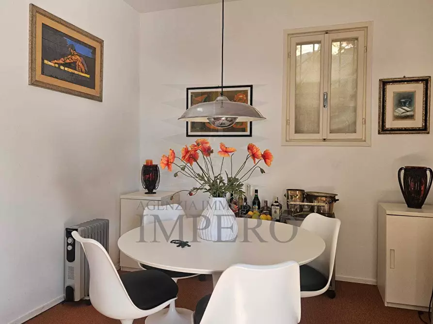 Immagine 7 di Villa in vendita  in Via Woronof a Ventimiglia